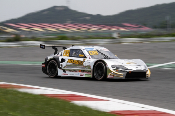 2020 CJ슈퍼레이스 2라운드 우승자 ‘아트라스비엑스 모터스포츠’ 최명길 선수 차량