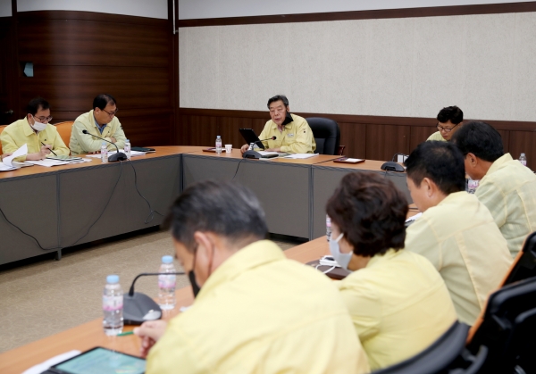 ‘수요토론회’ 모습.