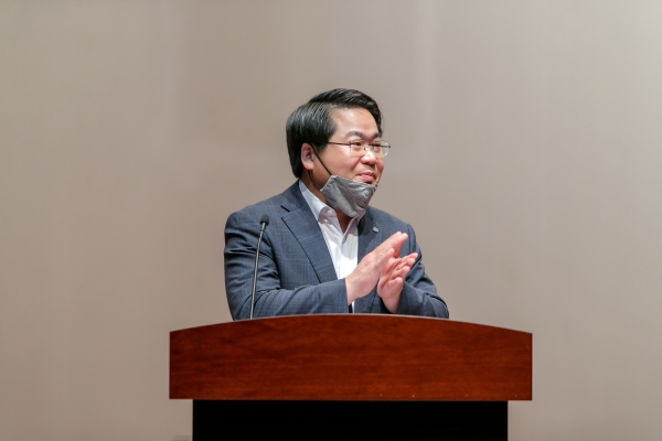 7월 월례모임을 주재하고 있는 오세현 시장