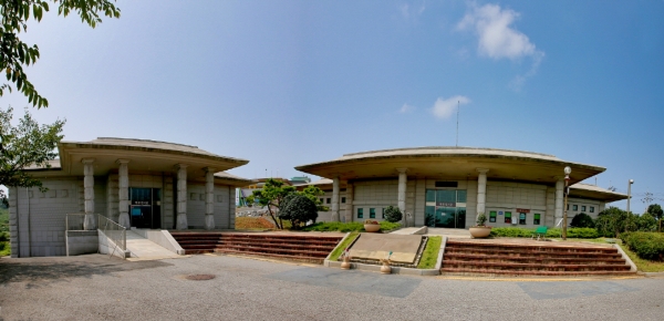 태안 고남패총박물관 전경.