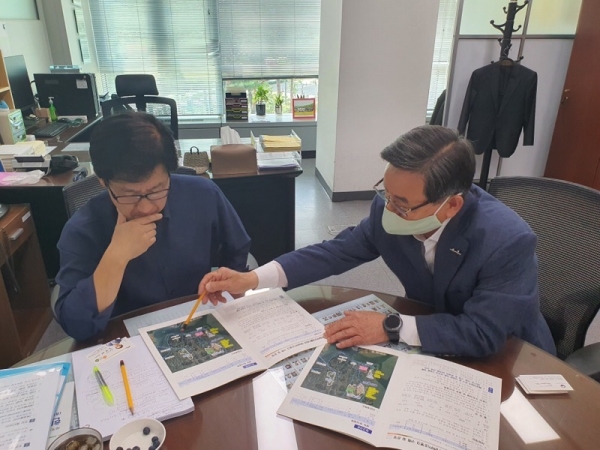 최상대 기획재정부 예산총괄심의관을 방문한 노박래 서천군수 사진