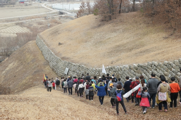 세계유산 부여 나성 걷기 행사 장면