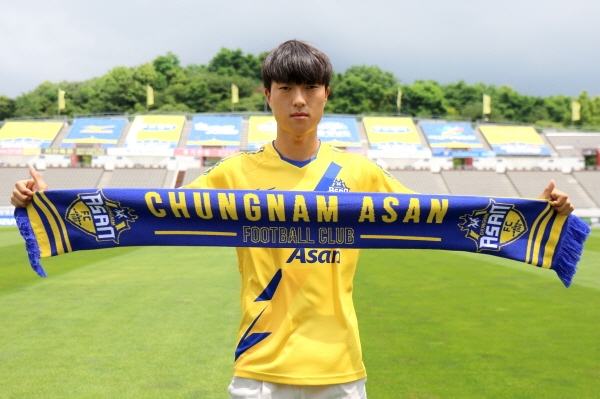 ‘멀티플레이어’ 이은범 임대 영입