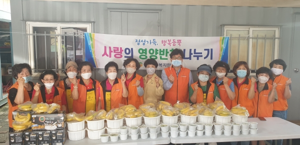 용두동복지만두레, 관내 저소득 50가구에 삼계탕 전달