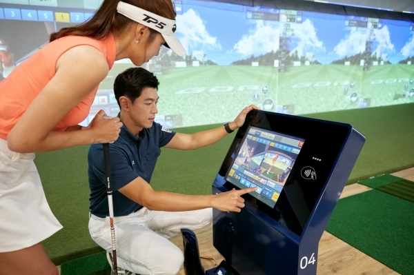 골프존이 만든 골프연습장 ‘GDR아카데미’ 모습