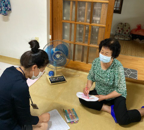 노인맞춤돌봄 활동 모습