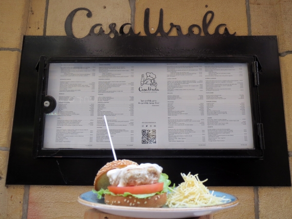 참기름을 활용한 참치버거(까사 우롤라)