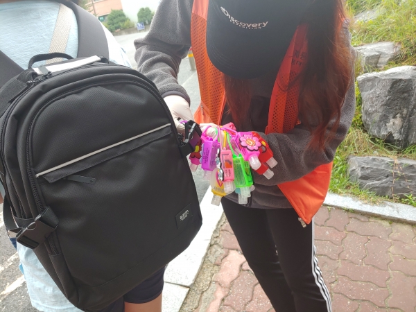 가방걸이 손소독제