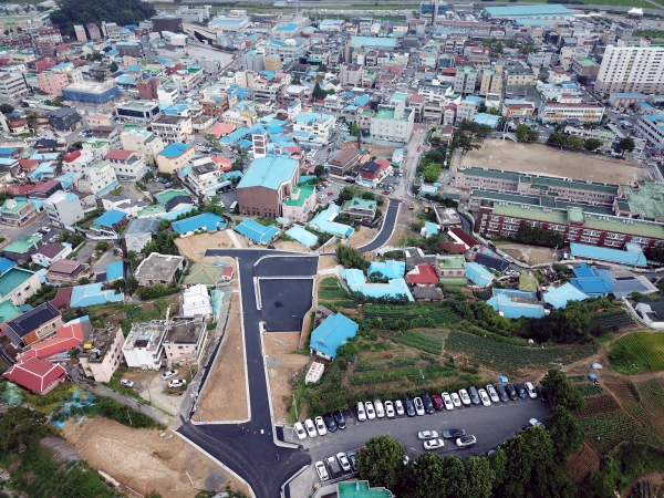 서천초등학교_아인빌라구간 도로 드론 촬영 사진