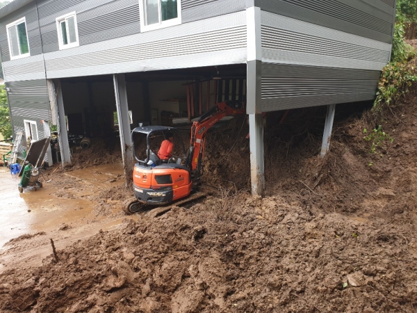 집중호우 피해 복구 모습