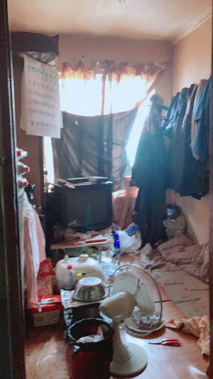 현재 주거 공간(부엌 별도 없음)