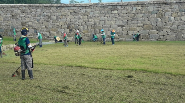 면천읍성 제초작업 사진