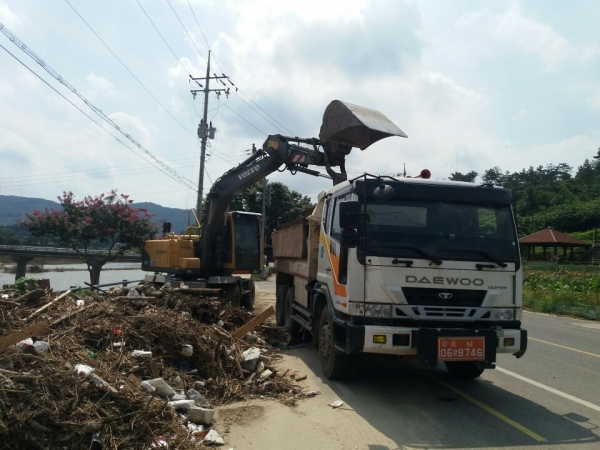 수해쓰레기 처리 현장