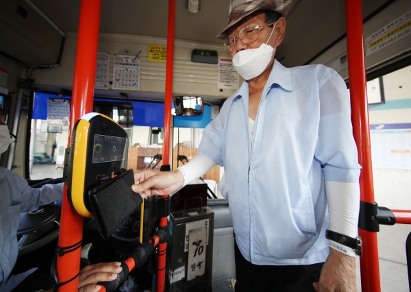 태안 시내버스 이용 모습