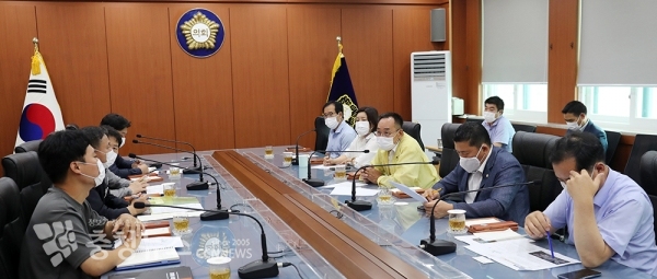 대산공단환경안전대책특별위원회는 10여명이 참석한 가운데 간담회를 개최
