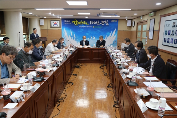 8일 미래의 농업·농촌을 이끌어 갈 후계농업인을 발굴·육성하고자 오는 10월까지 청년 조합원 증대운동 펼친다