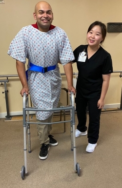 우송대를 졸업하고 미국 캘리포니아 전문 요양시설에 취업한 최고은 씨.