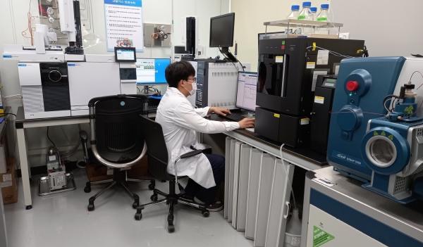 보건환경연구원 동물위생시험소 정밀분석실.