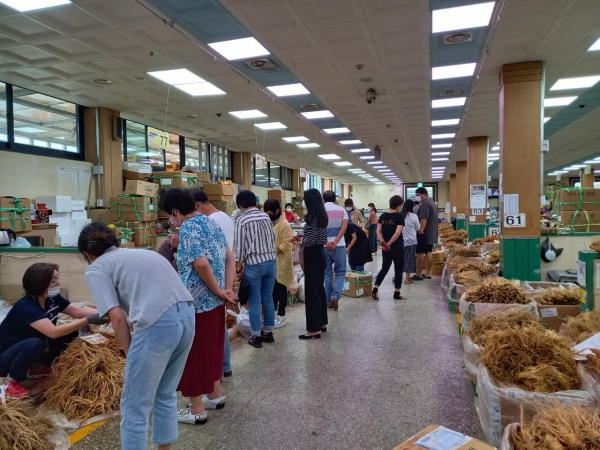 금산수삼센터 내부
