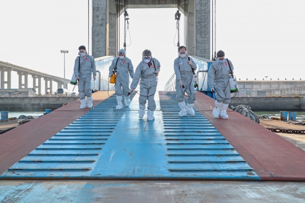 서부두 방역활동 모습