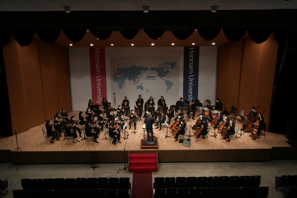 DJAC청년오케스트라, 한남대에서 청중 없는 연주회 (사진제공: 허윤기 작가)