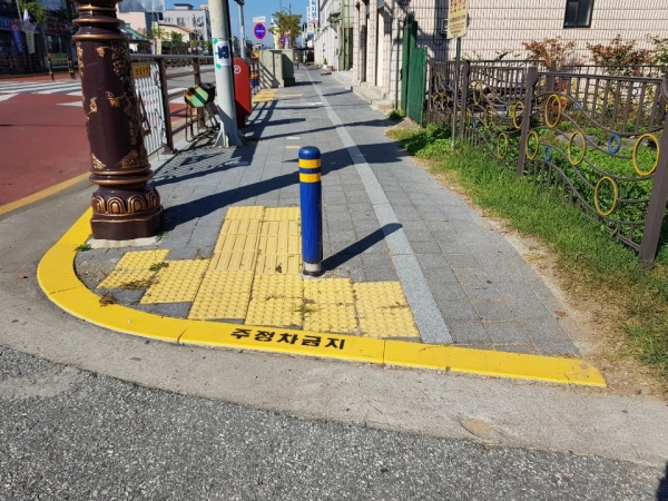 부여 시내 어린이 보호구역 도색