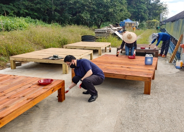 자원봉사센터 평상 제작