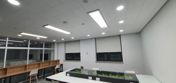 배방도서관에 설치한 소음중화시스템 사진