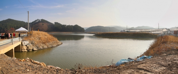 동해저수지 준공식 모습