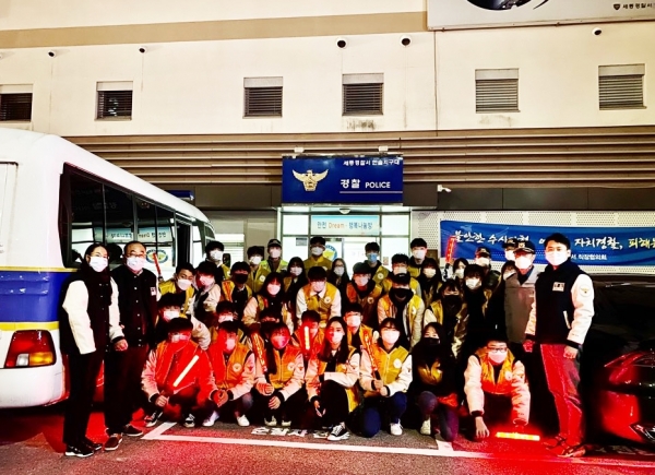 지난 12일부터 세종경찰서와 코로나 19로 중단되었던 지역사회 범죄예방 활동인 ‘지역안전순찰’ 재개