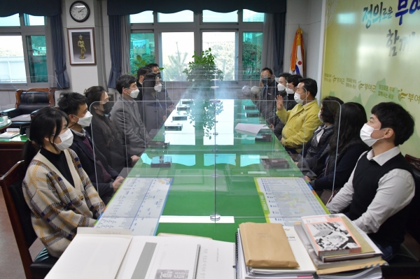 굿뜨래페이 군정발전 유공 표창전수 장면