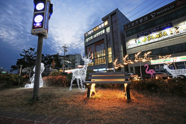 시가지 야간 경관 조명 조성 장면