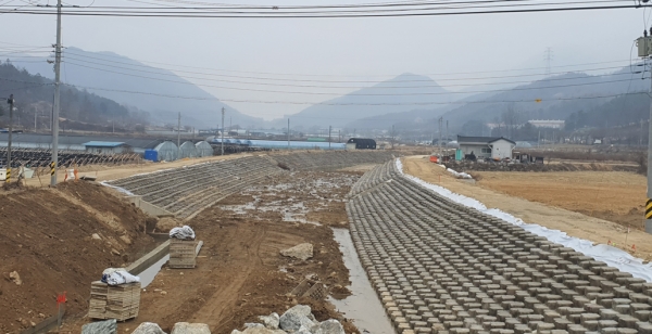 조정천 하천 정비 현장