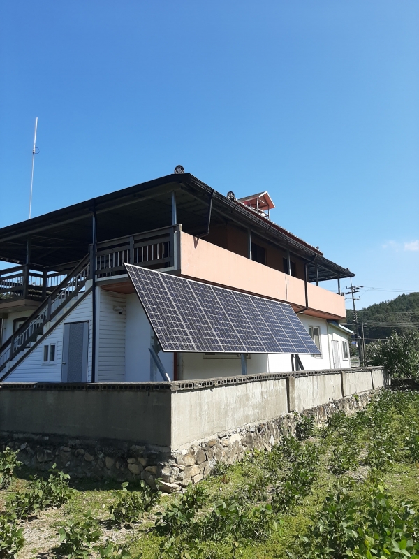 태양광 친환경에너지 시설 설치 모습