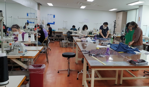 지난해 기능취미교육 장면(재봉)