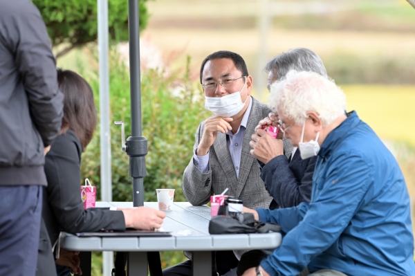 이존관 부시장 - 2020년 10월 국가유공자 명패 달아주기 행사