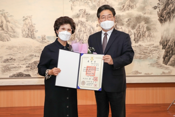 새마을운동 발전유공자 표창수여식 (이경자 당진시새마을부녀회장)