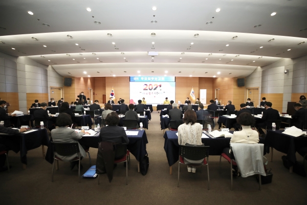 박상돈 시장, 주요업무보고회 모습