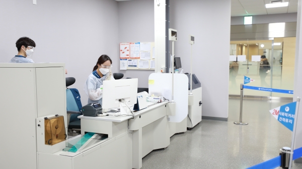 입원 예정 환자 보호자 코로나 선별검사 확대