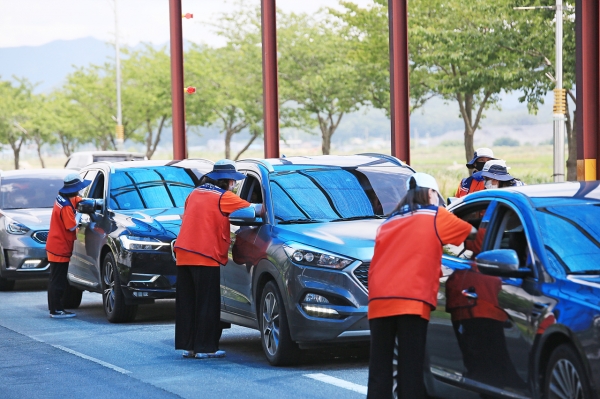 지난해 대천해수욕장 여름철 발열체크 장면