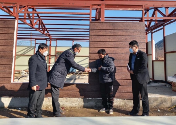 양촌면 성금 기탁 모습