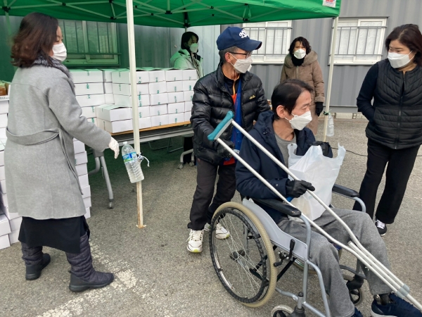 설 명절 떡국떡 나눔 행사 사진