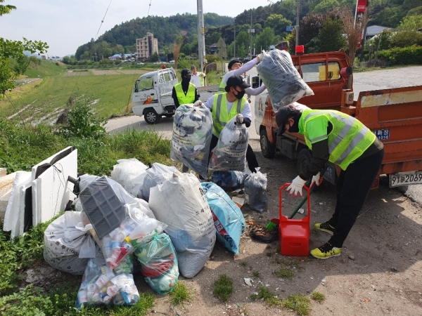 ‘쓰레기 없는 깨끗한 거리 만들기’ 추진 모습