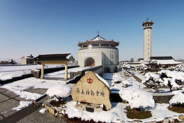 충남 서산시 해미면에 위치한 해미순교성지(설경)