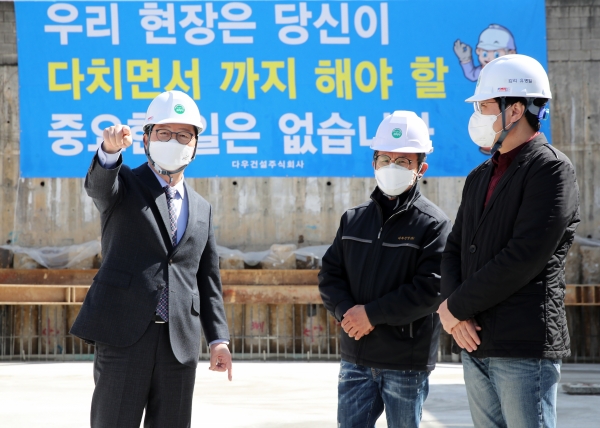 장종태 대전 서구청장은 16일 갈마동(363-10번지)에 건립하고 있는 서구 보훈회관 신축 현장을 방문했다
