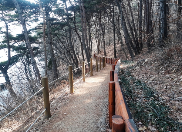 서산시 해미면 산수저수지 인근 천주교순례길