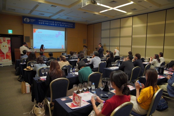 대전국제와인페스티벌 10주년을 맞아 시민들의 와인문화 확산과 콘텐츠 확충