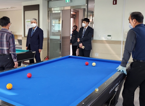 문정우 금산군수, 금산건강누리관 방문 모습