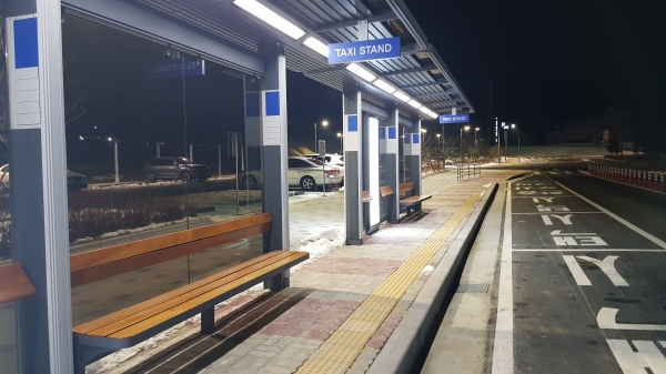 웅천택시승강장(전기) 휴대폰 충전가능시설