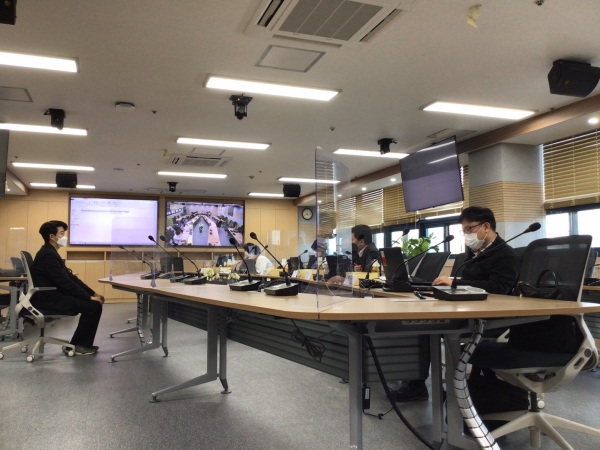 지난 1일 교내 비대면 화상회의실에서 대학과 창업보육센터 입주․졸업기업 간 산학협력 실행을 위한 ‘INo-CAM(Industries on Campus) 프리 인턴십’ 면접을 실시했다.